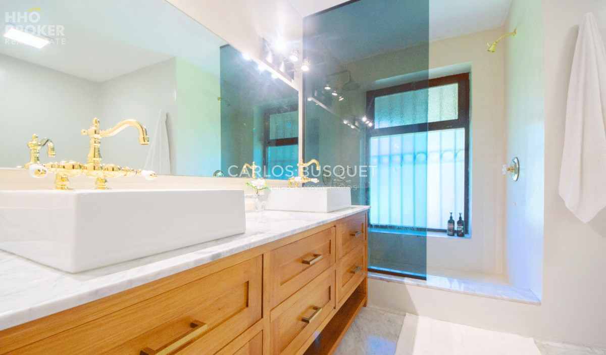 Casa ID.886 - Increible casa de 4 suites en San Rafael Punta Del Este en venta