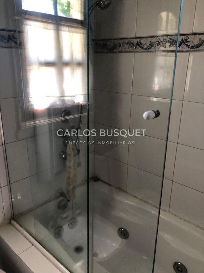 Casa ID.1071 - Casa en venta de 4 dormitorios en Pinares