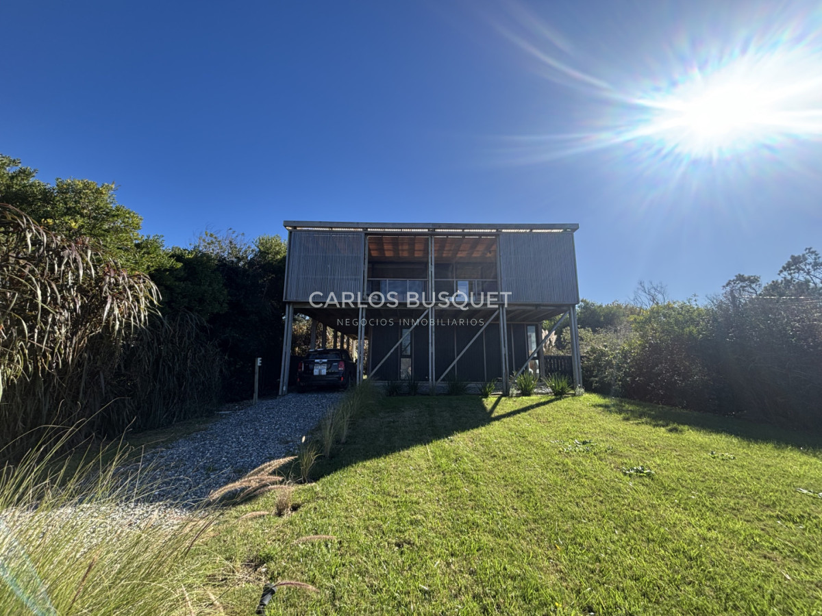 Casa ID.1711 - Venta Casa de 3 dormitorios en Manantiales, en Altos de Puntas Piedras 