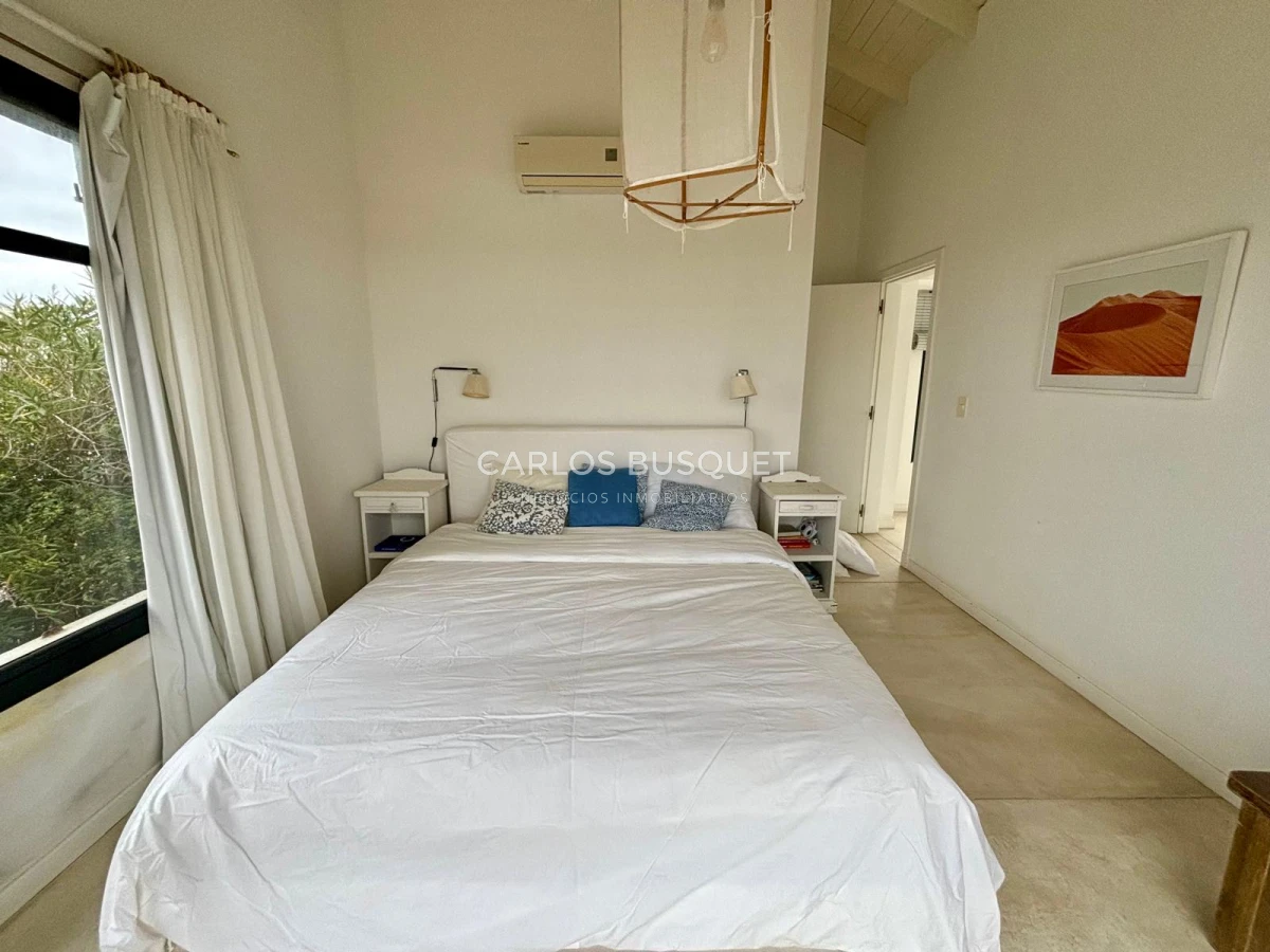 Casa ID.721 - Casa en alquiler temporal de 5 dormitorios en Club de Mar, Jose Ignacio 