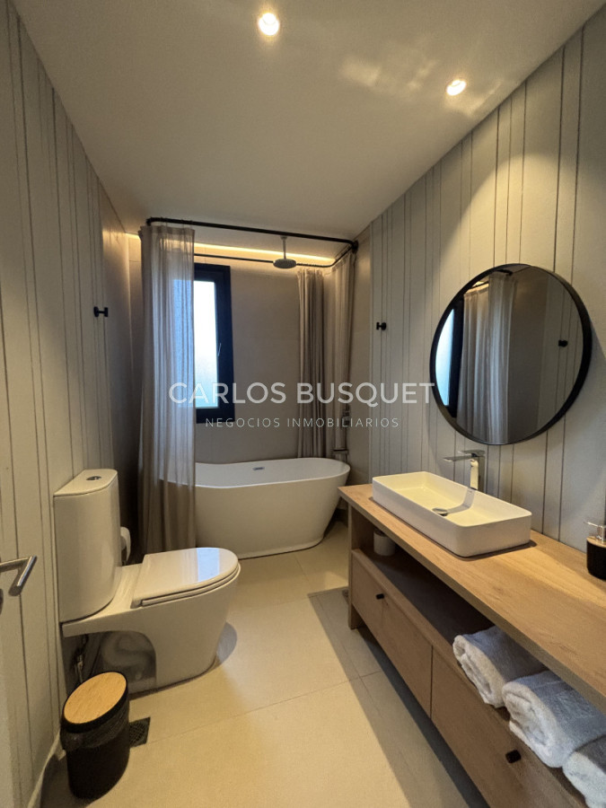Casa ID.1645 - Venta casa de 4 dormitorios en Puerto Quetzal, La Barra