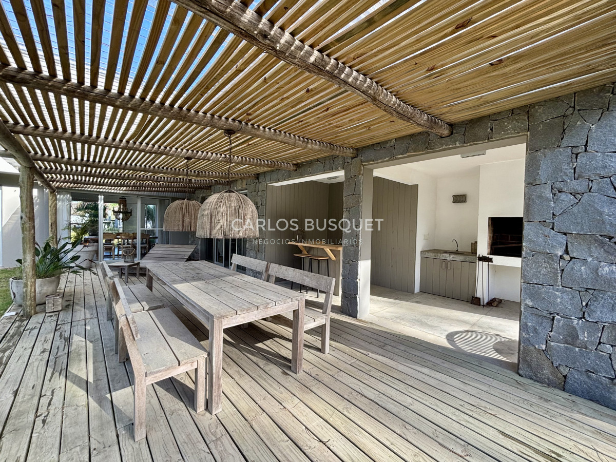 Casa ID.1028 - Casa en venta de 3 dormitorios, en Pinar del Faro, Jose Ignacio
