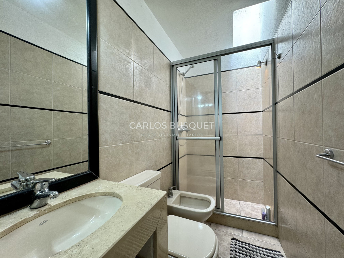 Casa ID.940 - Casa en venta, de 3 dormitorios, en zona Cantegril 