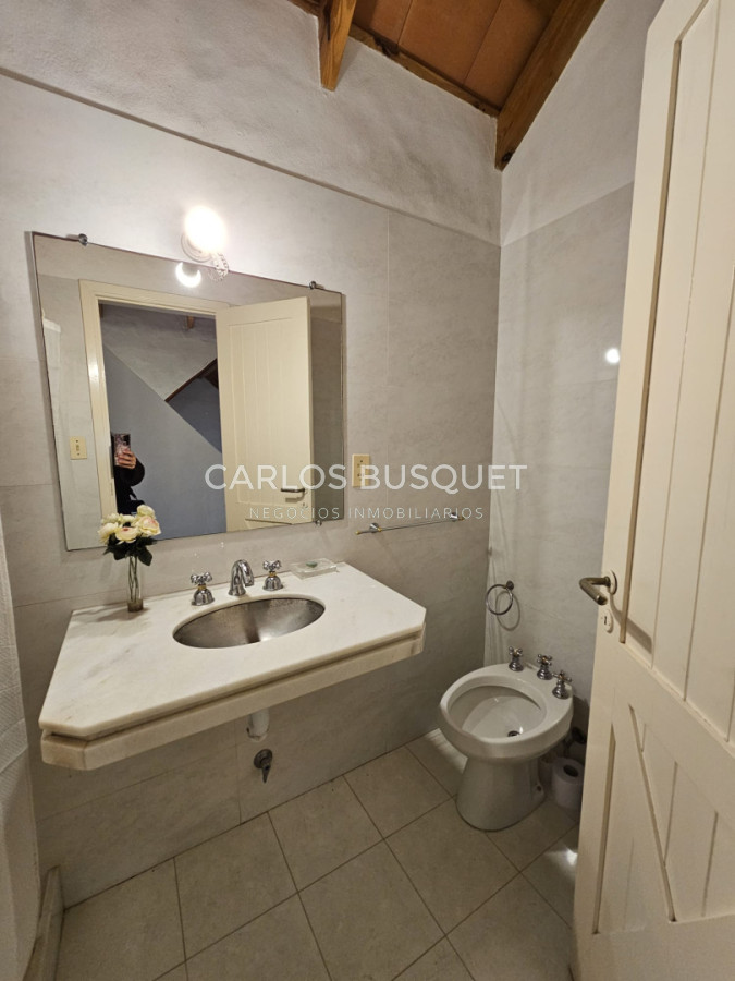 Casa ID.1696 - Venta casa de 3 dormitorios en Aidy Grill Punta Del Este