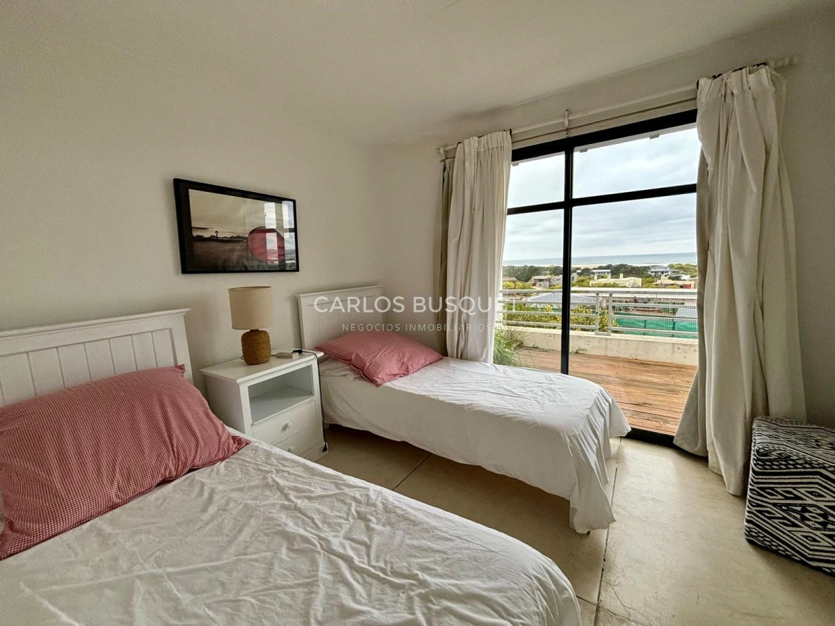 Casa ID.721 - Casa en alquiler temporal de 5 dormitorios en Club de Mar, Jose Ignacio 