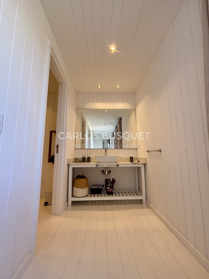 Casa ID.1034 - Casa en venta de 4 dormitorios en Jose Ignacio, barrio cerrado Pinar del Faro
