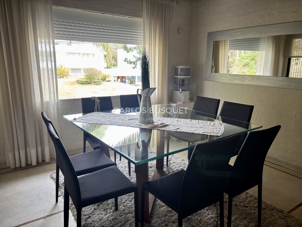 Casa ID.1232 - Casa en venta de 3 dormitorios en Golf, Punta del Este