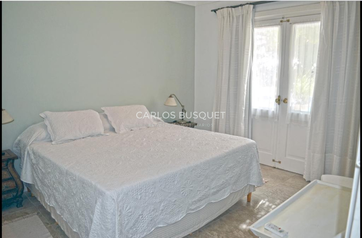 Casa ID.384 - Estupenda casa en alquiler, de 6 dormitorios, en Rincón del Indio! 