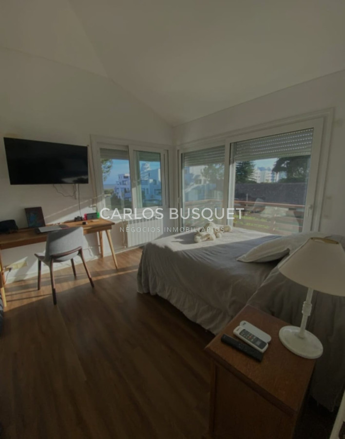 Casa ID.1760 - Casa en alquiler temporal de 4 dormitorios en playa brava 