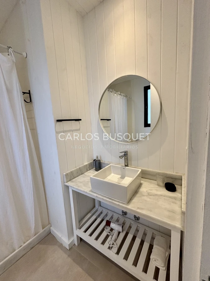 Casa ID.1094 - Casa en venta de 4 dormitorios en la Barra, Barrio Don Miguel 