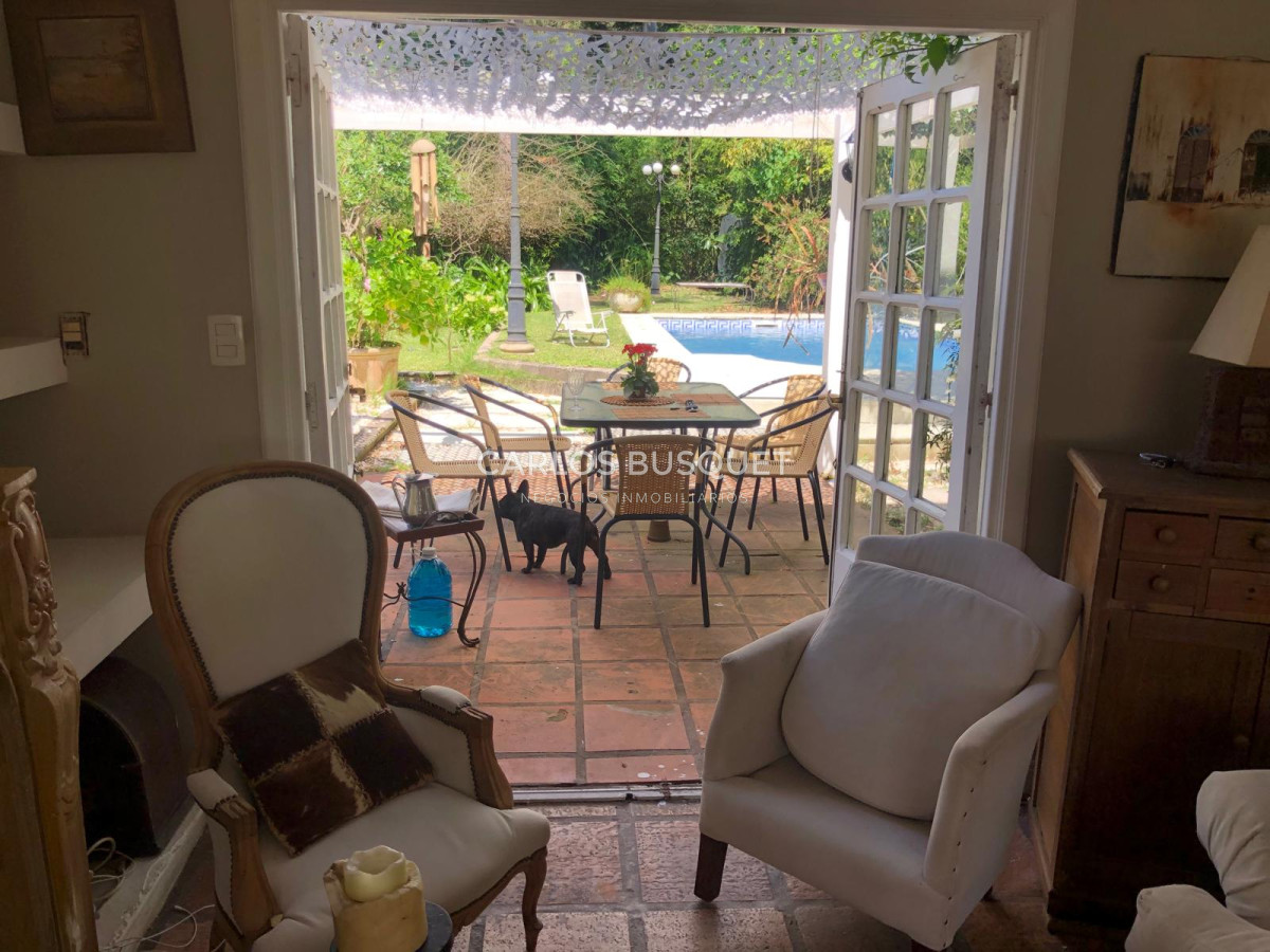 Casa ID.1071 - Casa en venta de 4 dormitorios en Pinares