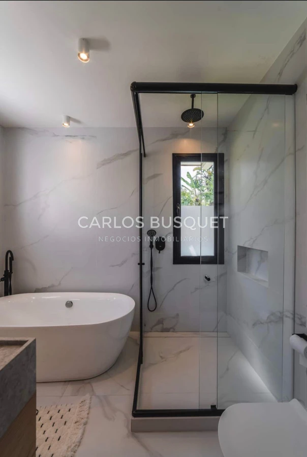 Casa ID.387 - Casa en Alquiler temporal de 3 dormitorios en La Barra, Montoya