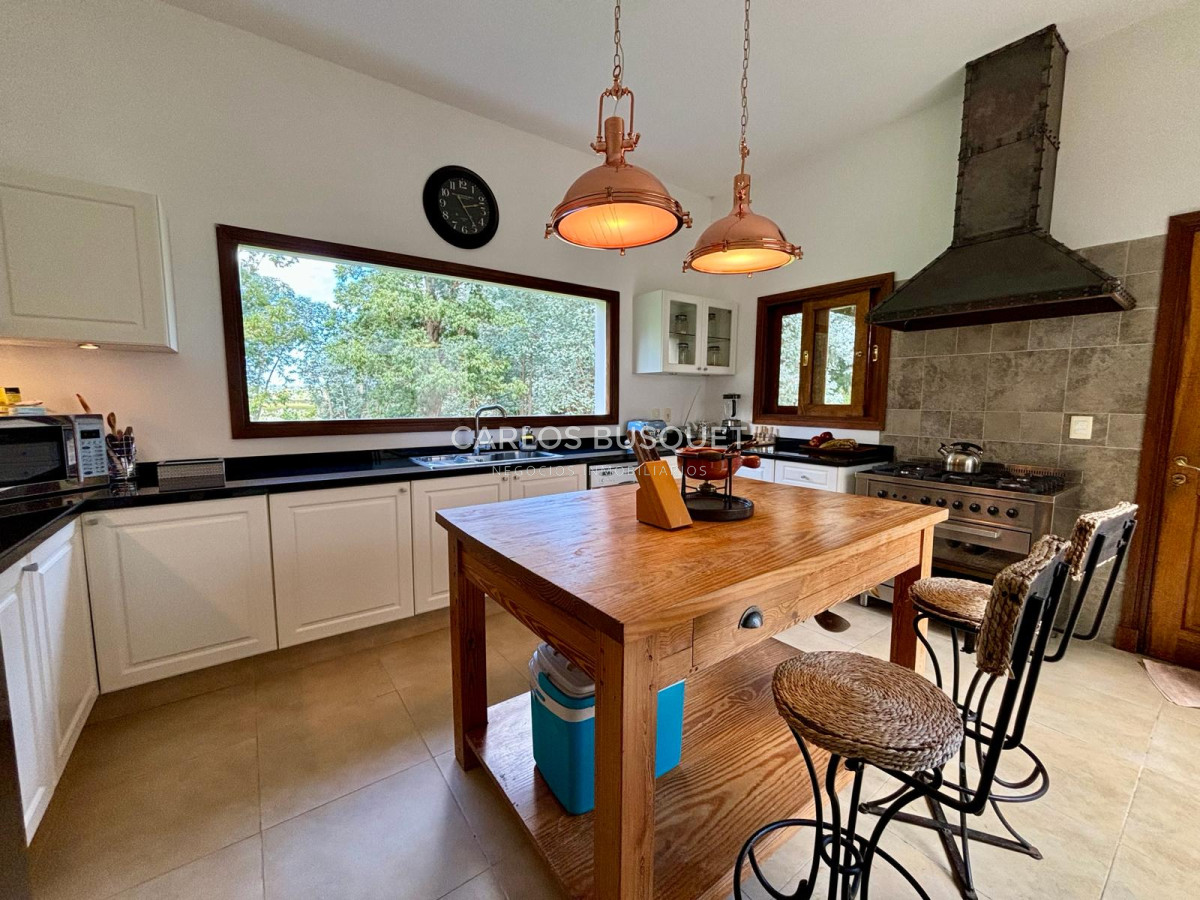 Casa ID.516 - Casa en venta de 2 dormitorios en Punta Ballena