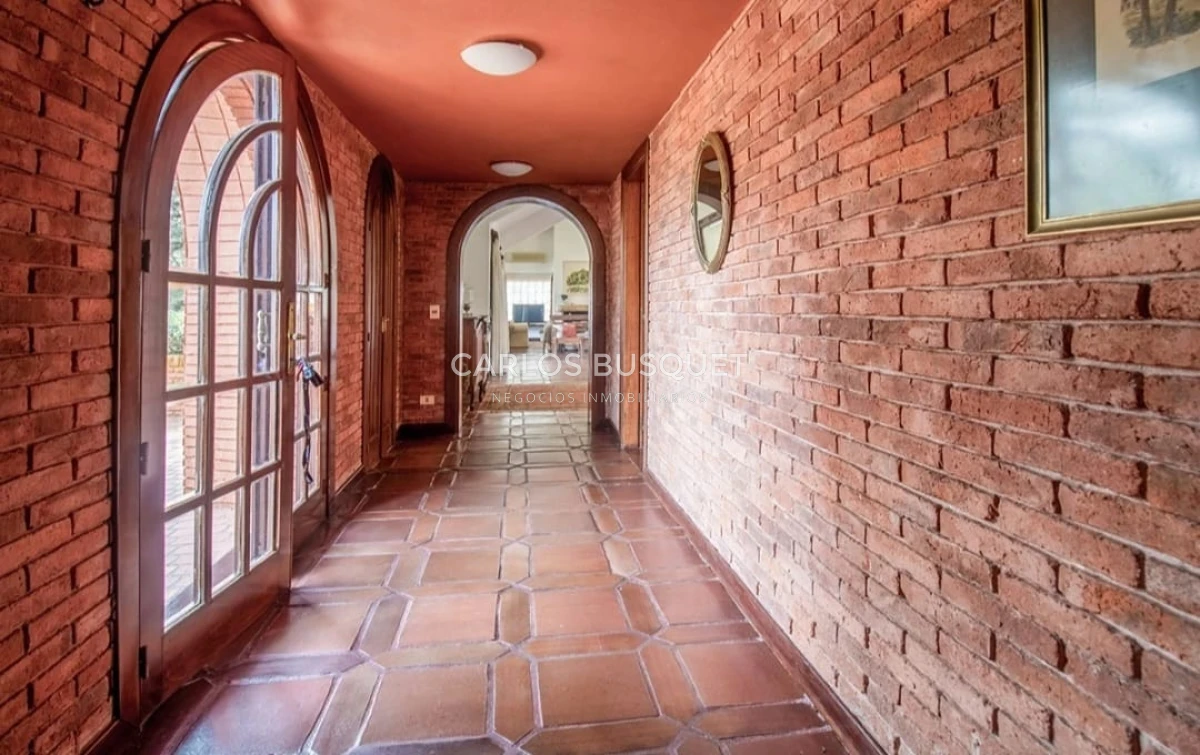 Casa ID.1297 - Espectacular mansion en barrio Berverly hills en venta Punta del este