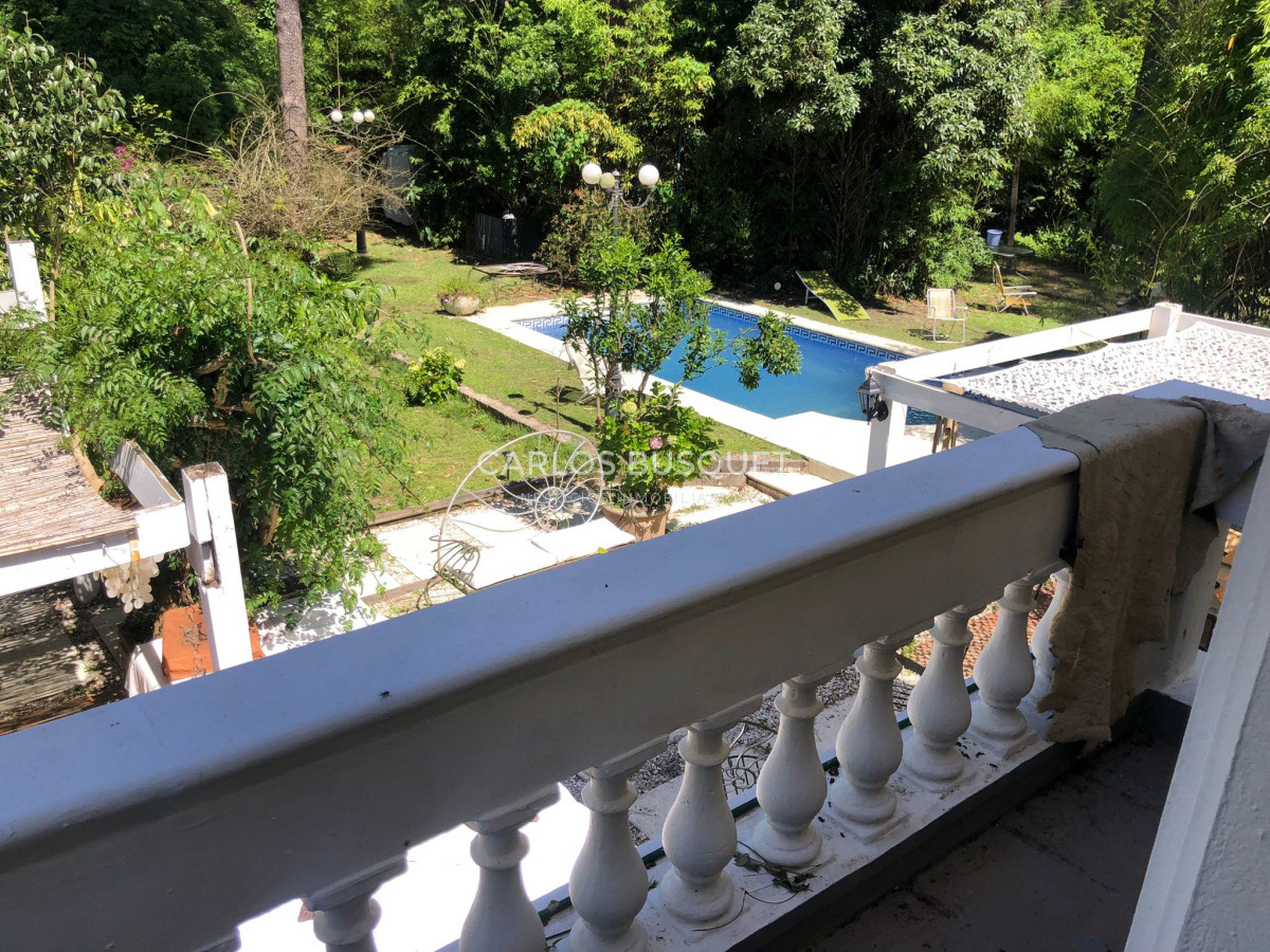 Casa ID.1071 - Casa en venta de 4 dormitorios en Pinares
