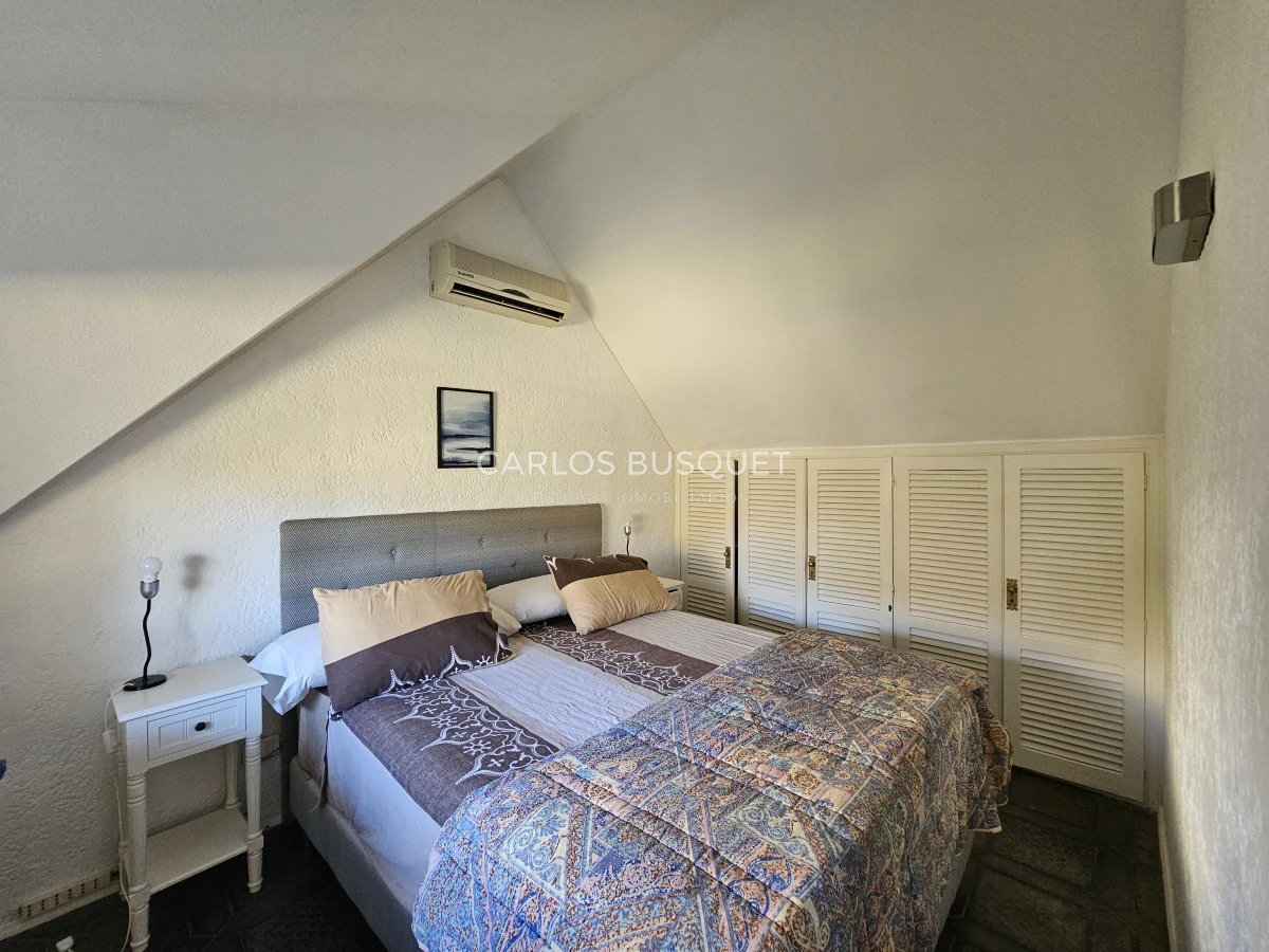 Casa ID.1306 - Casa en venta de 4 dormitorios en Lugano Punta Del Este