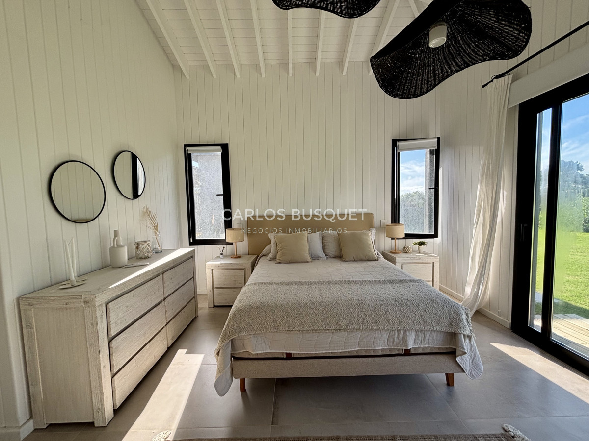 Casa ID.1035 - Casa a estrenar de 5 dormitorios en Jose Ignacio, Pinar del Faro