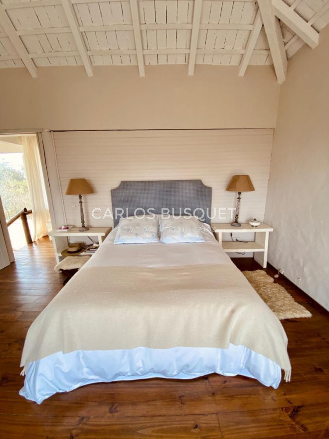 Casa ID.1368 - Casa en alquiler temporal de 4 dormitorios en Pueblo José Ignacio 