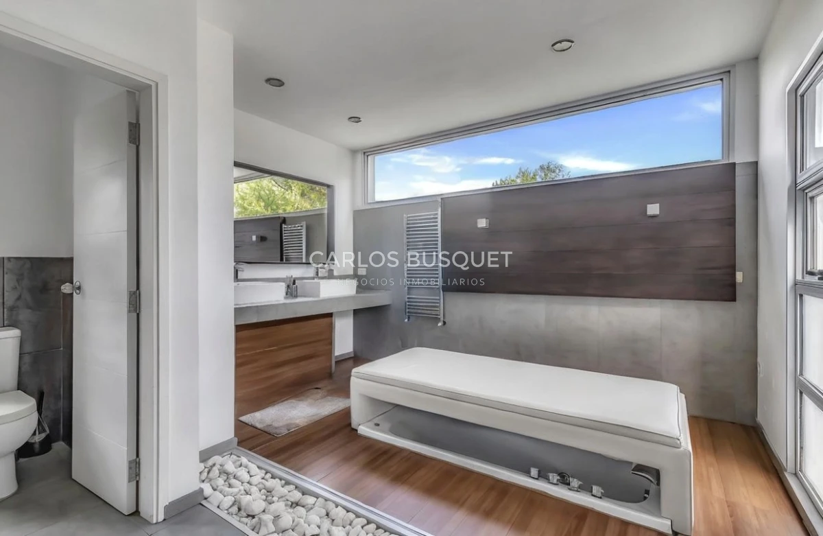 Casa ID.1432 - Espectacular casa en San Rafael Punta Del Este 4 dormitorios alquiler temporada