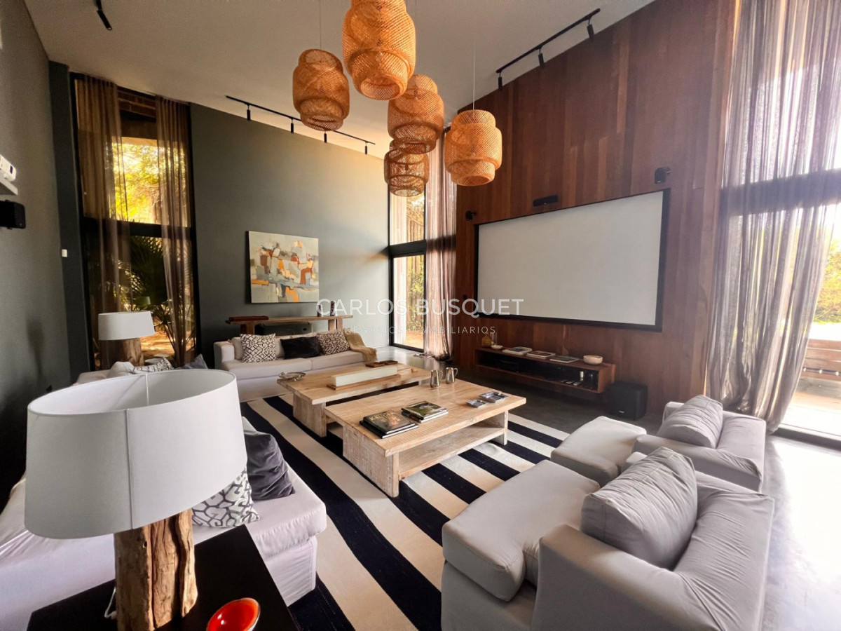 Casa ID.1373 - Espectacular casa en primera linea Manantiales en alquiler temporal