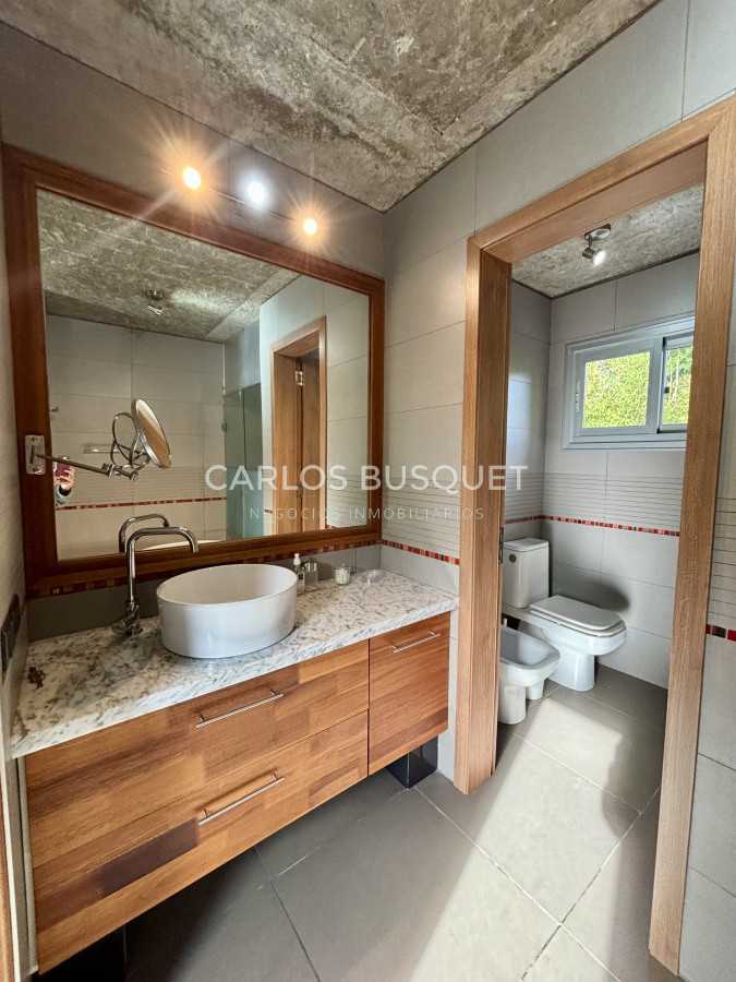 Casa ID.994 - Casa en venta de 4 dormitorios, en La Residence, Punta del Este