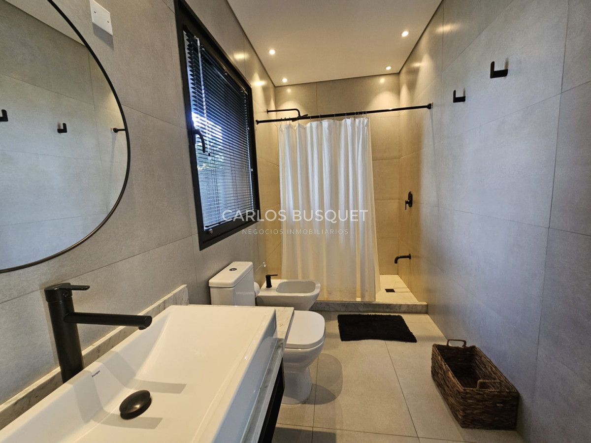 Casa ID.1810 - Venta de casa, 3 dormitorios en San Rafael, Punta Del Este