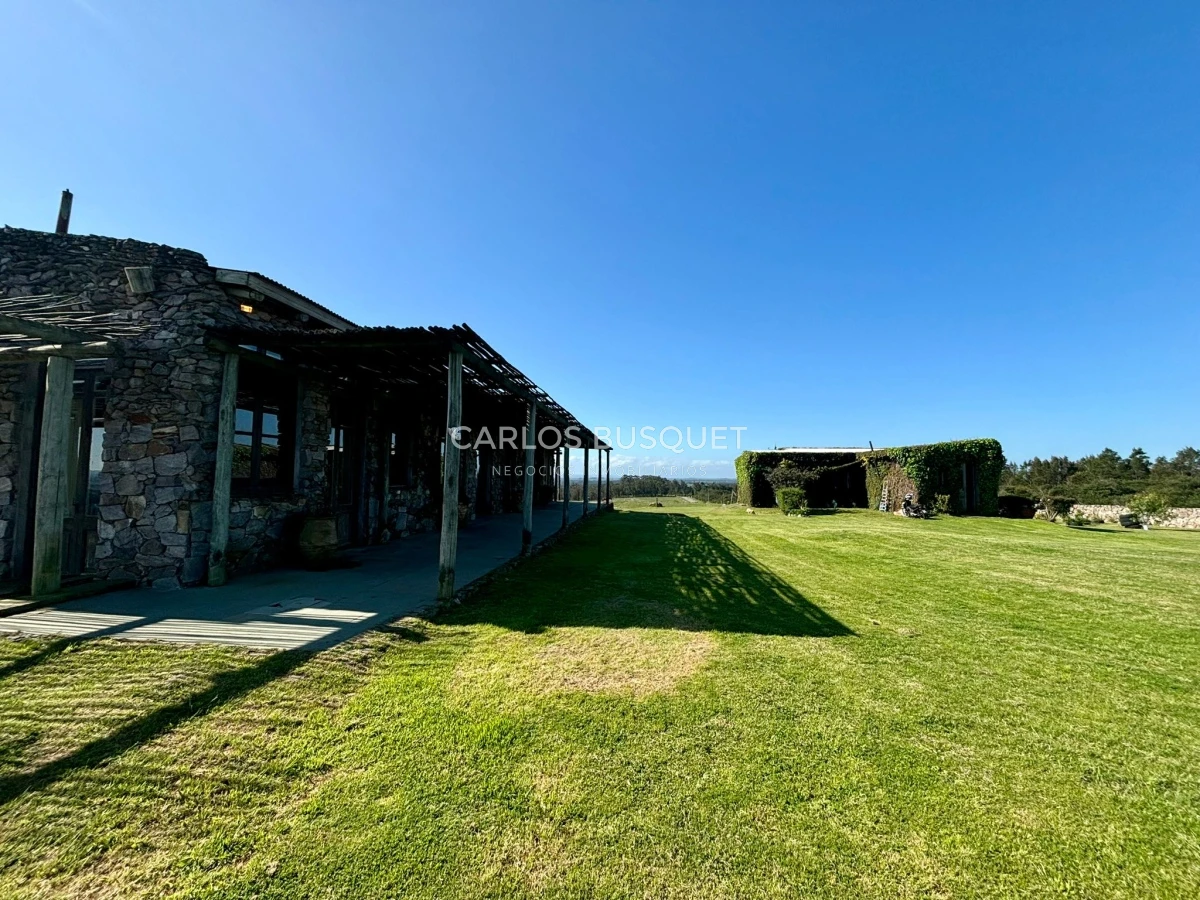 Casa ID.771 - Chacra en alquiler temporal de 4 dormitorios, en La Barra