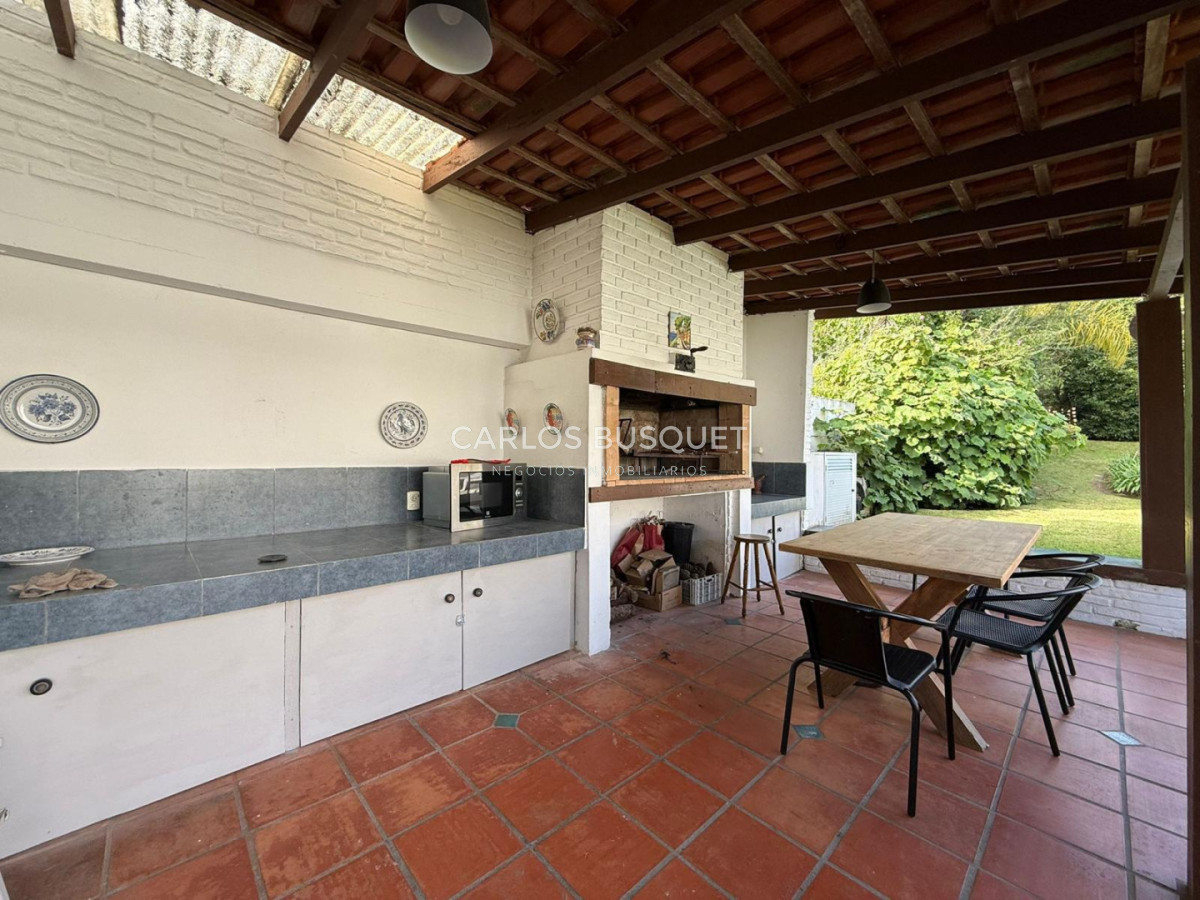 Casa ID.1807 - Alquiler temporal de casa 4 dormitorios con piscina en San Rafael Punta Del Este