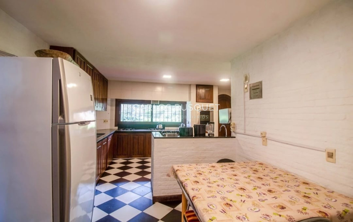 Casa ID.1297 - Espectacular mansion en barrio Berverly hills en venta Punta del este