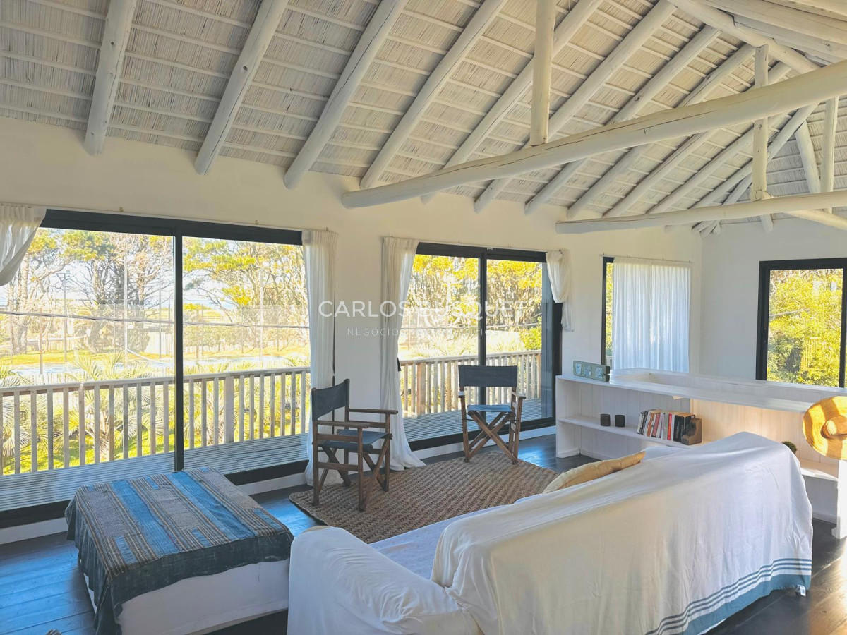 Casa ID.621 - Casa en venta de 4 dormitorios en San Vicente
