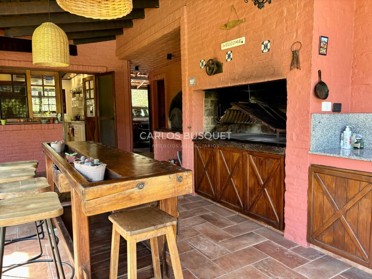 Casa ID.754 - Casa en alquiler temporal, de 4 dormitorios en San Rafael 