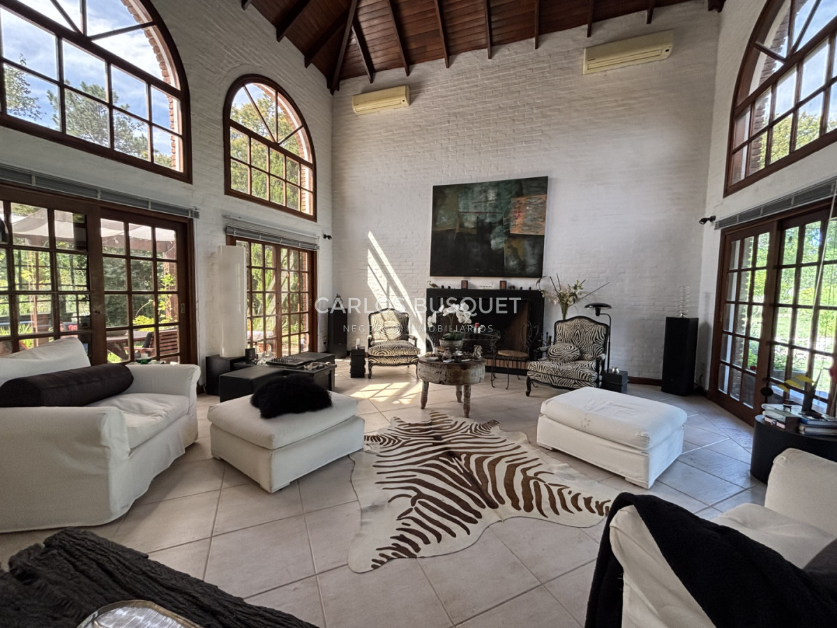 Casa ID.1597 - Venta casa de 2 dormitorios en Laguna del diario