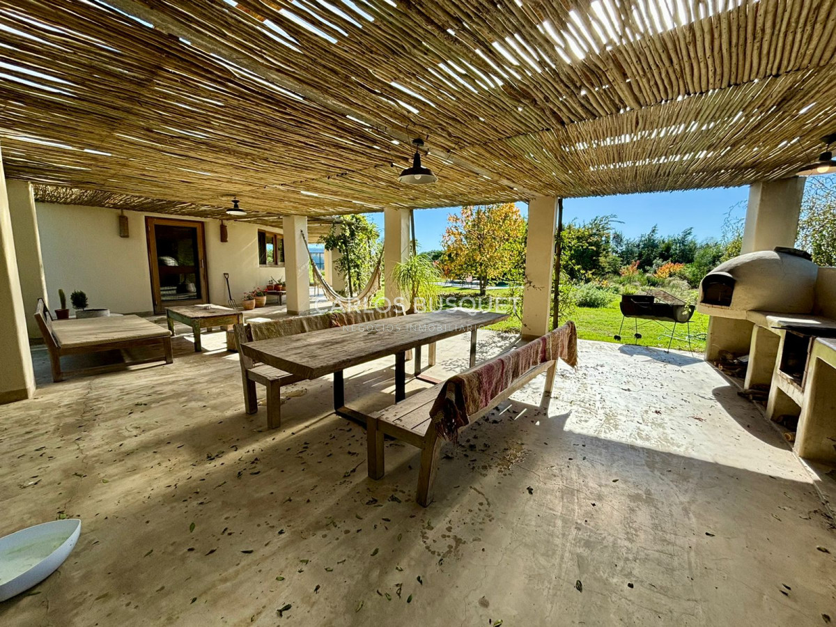 Casa ID.419 - Chacra en venta con casa de 4 dormitorios, en Camino Medellin, sobre el arroyo! 