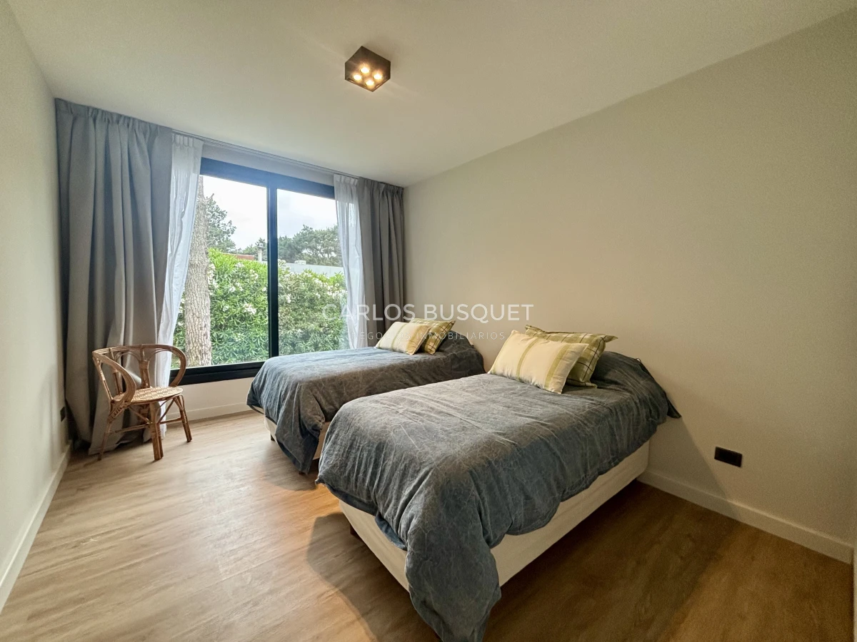 Casa ID.891 - Casa en venta de 4 dormitorios, en Rincon del Indio 