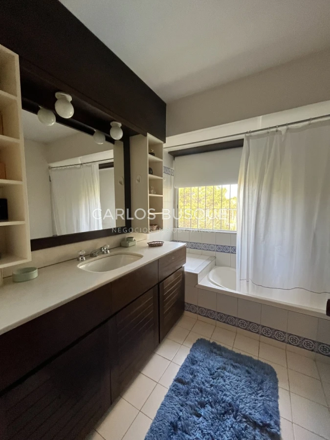 Casa ID.69 - Casa en alquiler temporal de 7 dormitorios, en zona del Golf! 