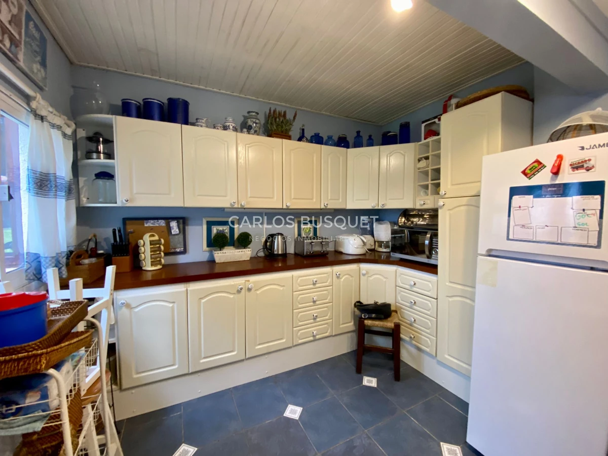 Casa ID.399 - Venta Chacra de 5 hectáreas con casa de 6 dormitorios, en Camino Medellin