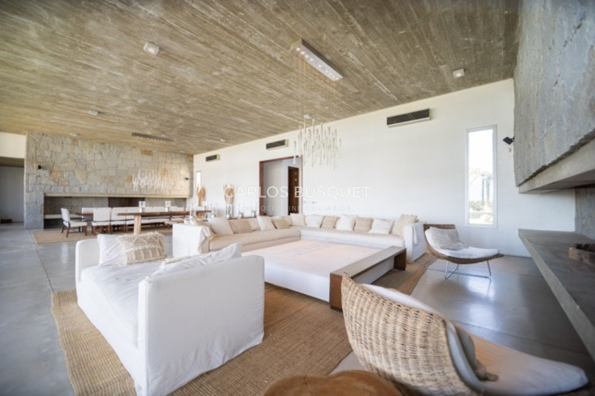 Casa ID.802 - Exclusiva chacra en alquiler temporal, con casa de 6 dormitorios, en Jose Ignacio.