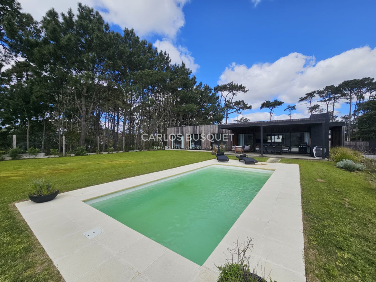 Casa ID.1810 - Venta de casa, 3 dormitorios en San Rafael, Punta Del Este