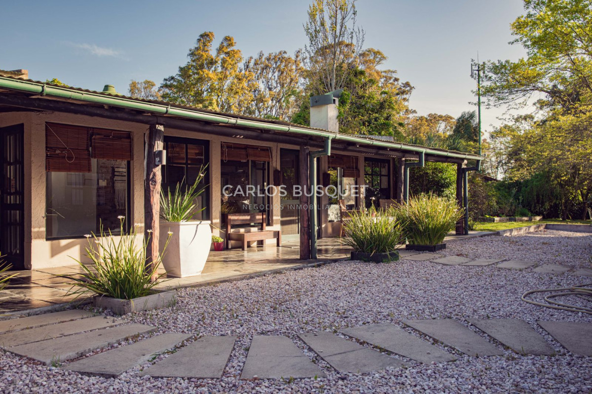 Casa ID.1317 - Espectacular casa estilo chacra en la barra en alquiler temporal 5 dormitorios