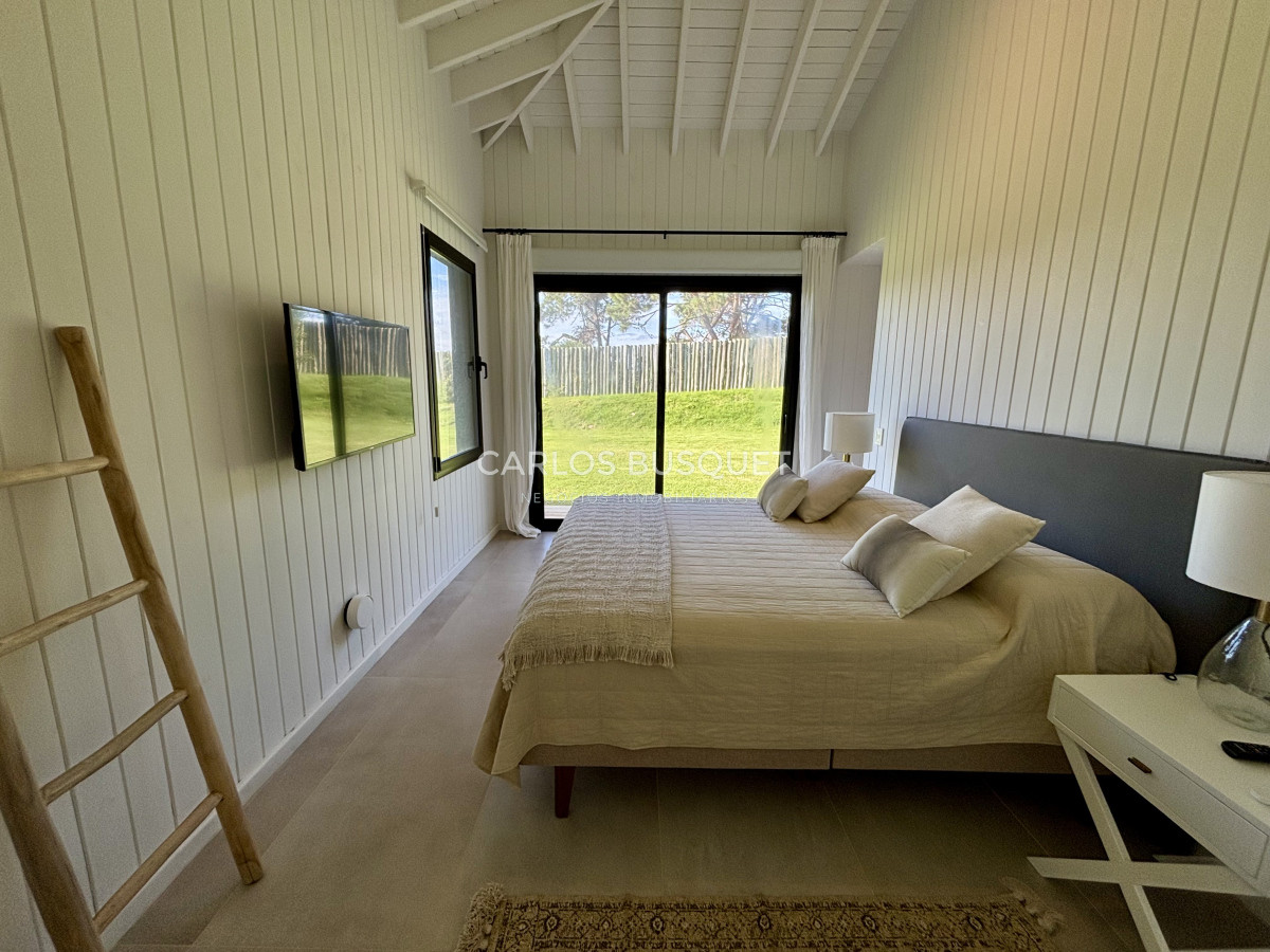 Casa ID.1035 - Casa a estrenar de 5 dormitorios en Jose Ignacio, Pinar del Faro