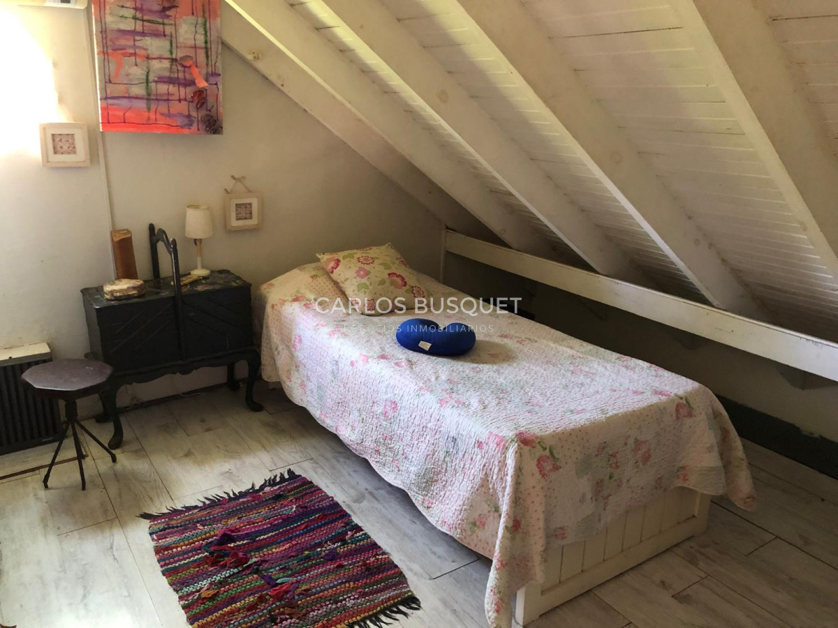 Casa ID.1071 - Casa en venta de 4 dormitorios en Pinares