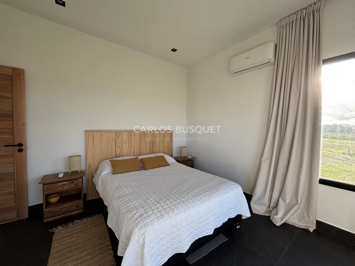 Casa ID.1296 - Chacra en alquiler temporal de 5 dormitorios, en Camino Medellin