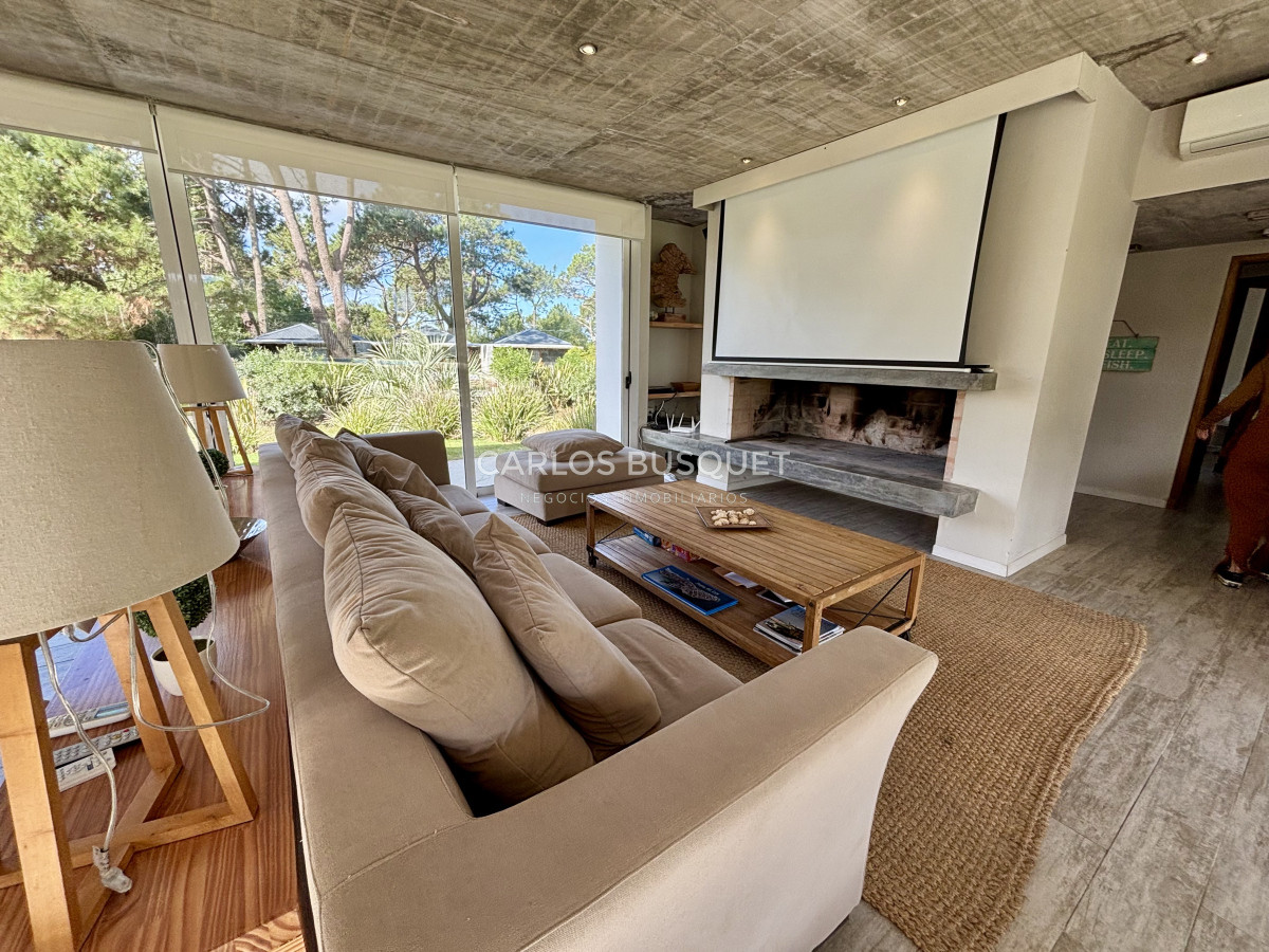 Casa ID.1033 - Casa en venta de 6 dormitorios en Jose Ignacio, Pinar del Faro
