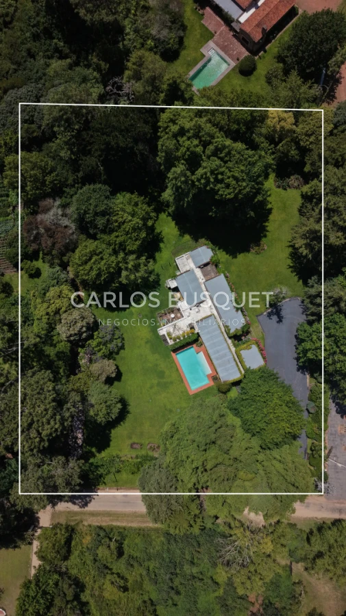 Casa ID.1311 - Venta casa de 5 dormitorios en barrio Golf, Punta del Este