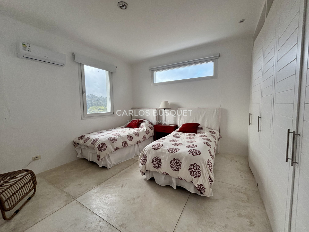 Casa ID.245 - Casa en alquiler temporal de 4 dormitorios en Santa Monica sobre el mar