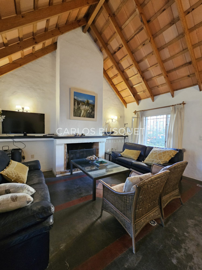Casa ID.1696 - Venta casa de 3 dormitorios en Aidy Grill Punta Del Este