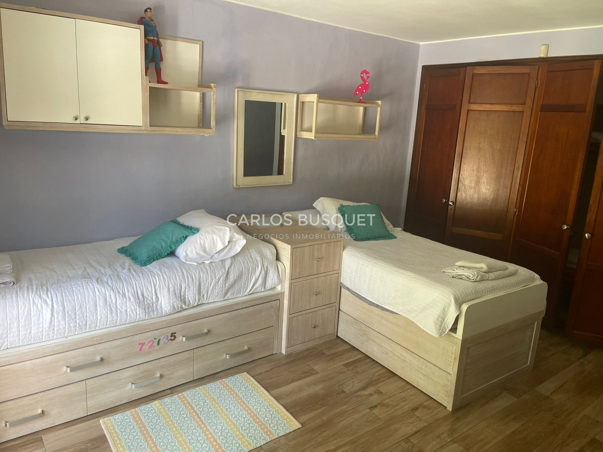 Casa ID.885 - Hermosa casa ubicada en Playa Mansa Punta Del Este