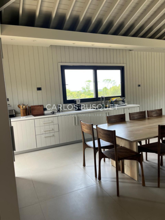 Casa ID.1644 - Venta casa de 4 dormitorios en Puerto Quetzal, La Barra