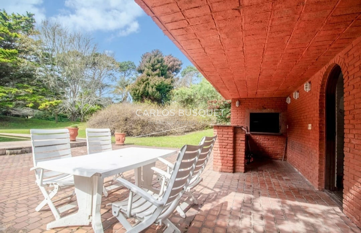 Casa ID.1297 - Espectacular mansion en barrio Berverly hills en venta Punta del este