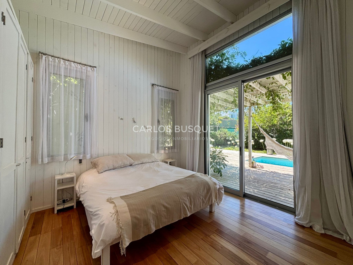 Casa ID.893 - Casa en alquiler temporal en de 4 dormitorios en Club de Mar, Jose Ignacio 